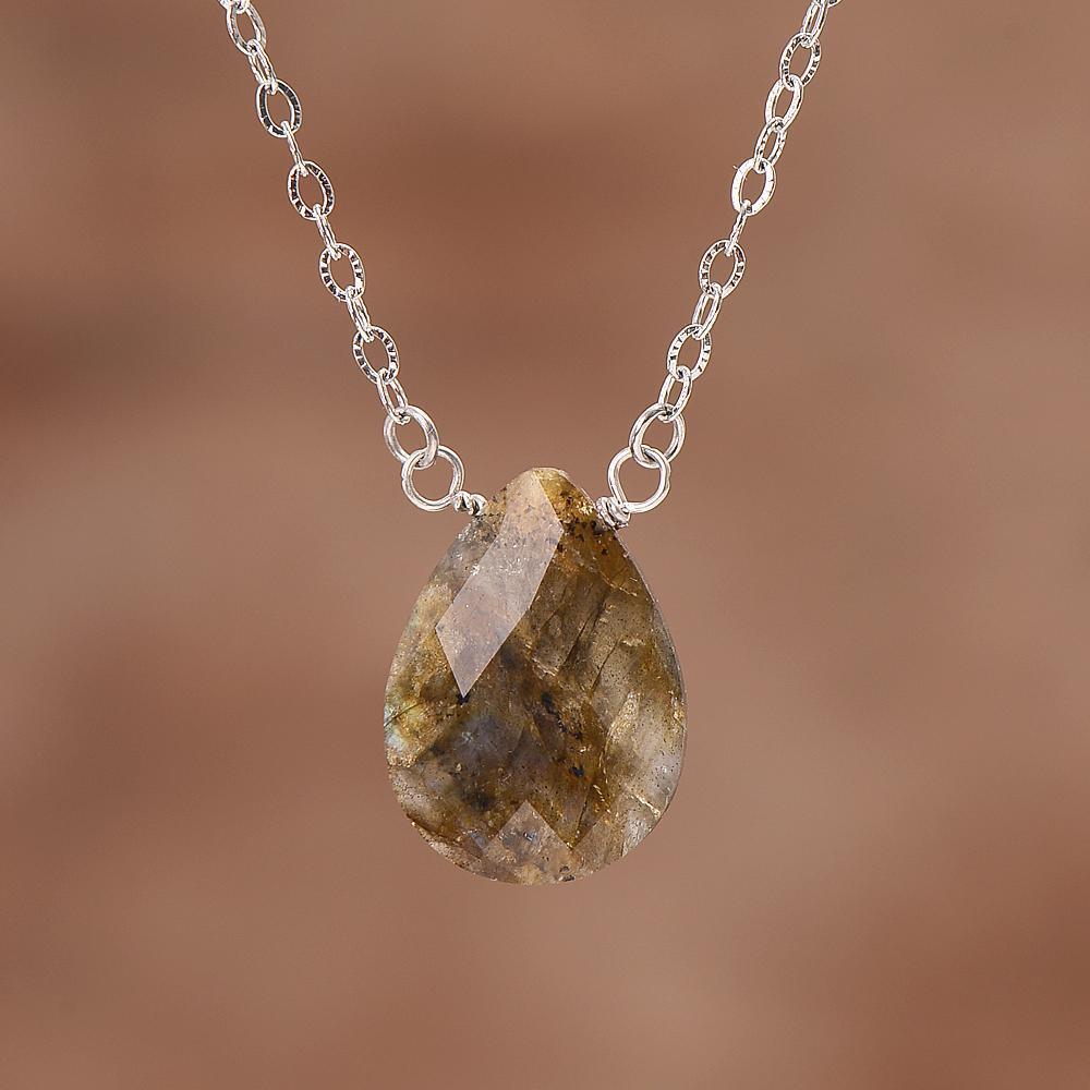 Diamantgeschliffene Labradorit-Tropfen-Halskette